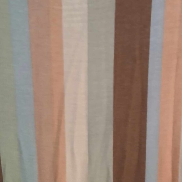 🌈 Torrid Multicolored Striped Jersey Hi-Lo Maxi Dress size 4x Like New! - Picture 4 of 5
